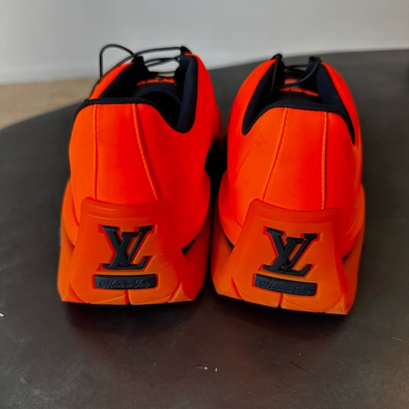 Louis Vuitton
Low trainers
Orange, Rubber - Picture 3 of 7